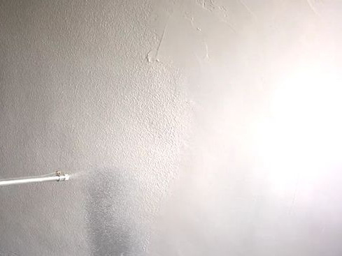 真石漆施工操作细则之三（底漆）
